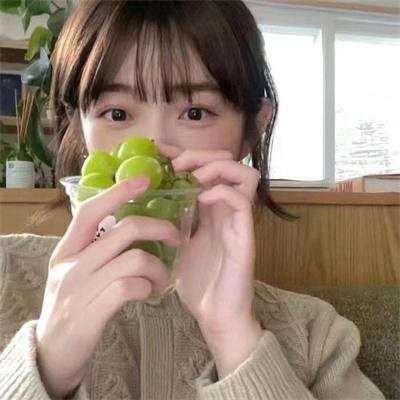 海棠不惜胭脂色